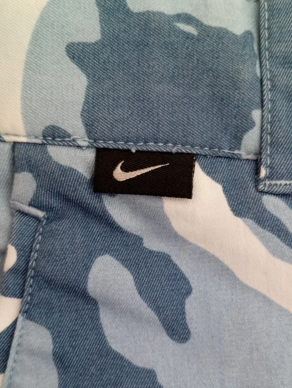 Nike Golf Light Blue & Navy Inner Waistband Shorts